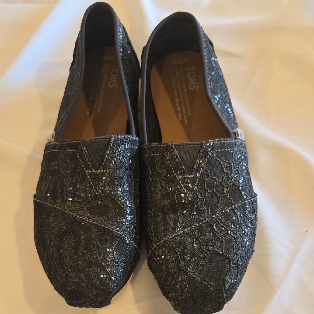 TOMS Women's Black Lace Slip-On Shoes